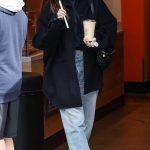 Barbara Palvin in a Blue Jeans Stops for Juice in Los Angeles 01/03/2024