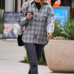 Amber Valletta in a Plaid Shirt Was Seen Out in Studio City 02/26/2024