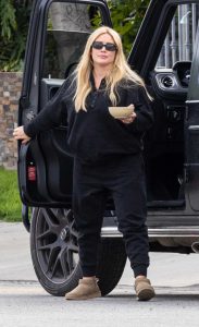 Hilary Duff in a Black Sweatsuit
