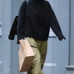 Leni Klum in an Olive Pants Goes Shopping in New York 02/02/2024
