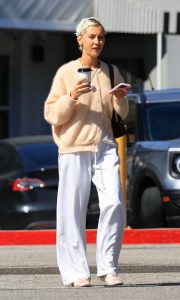 Iris Law in a White Sweatpants