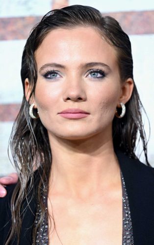 Freya Allan Attends the Kingdom of the Planet of the Apes Premiere in