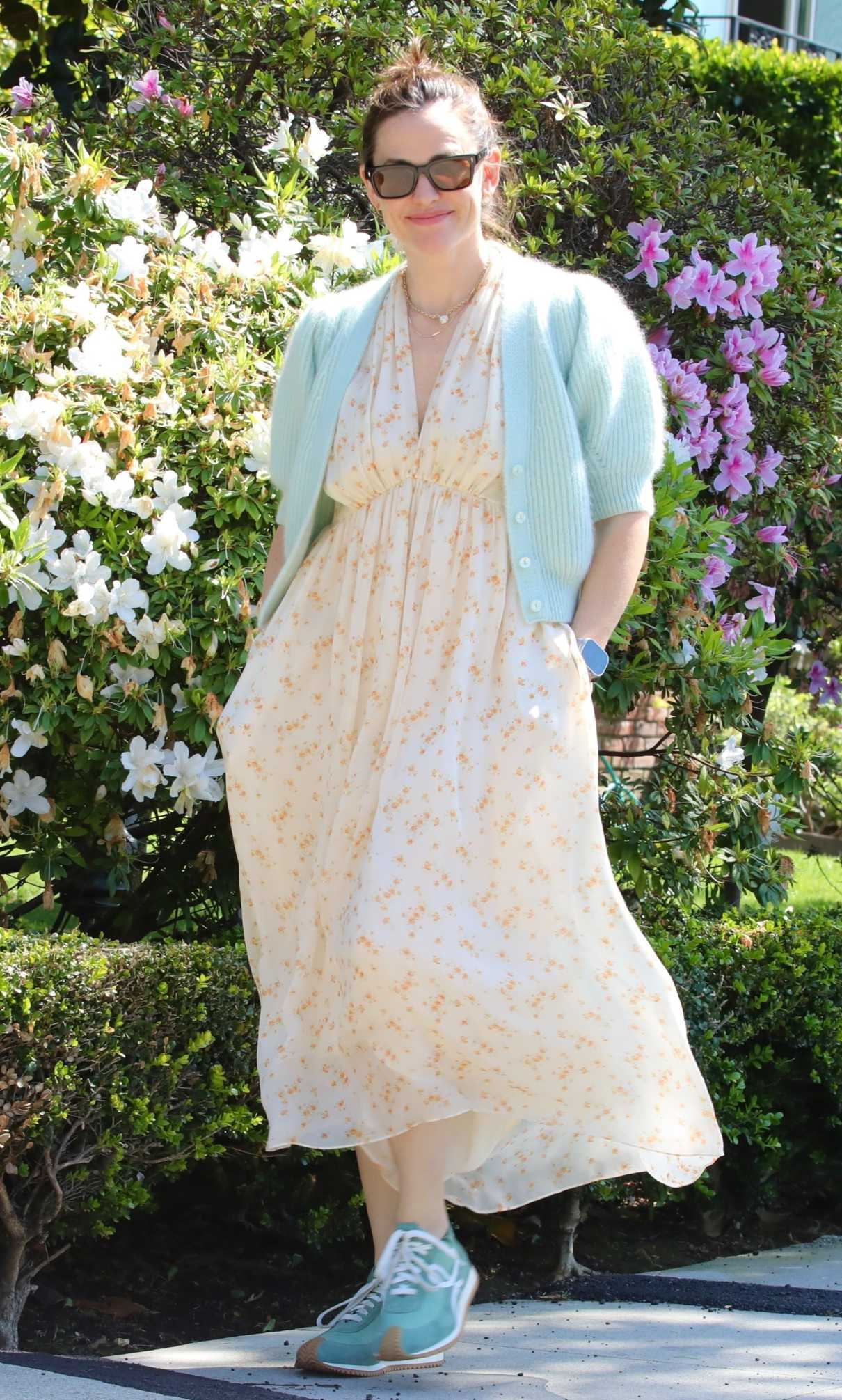 Jennifer Garner in a Summer Dress