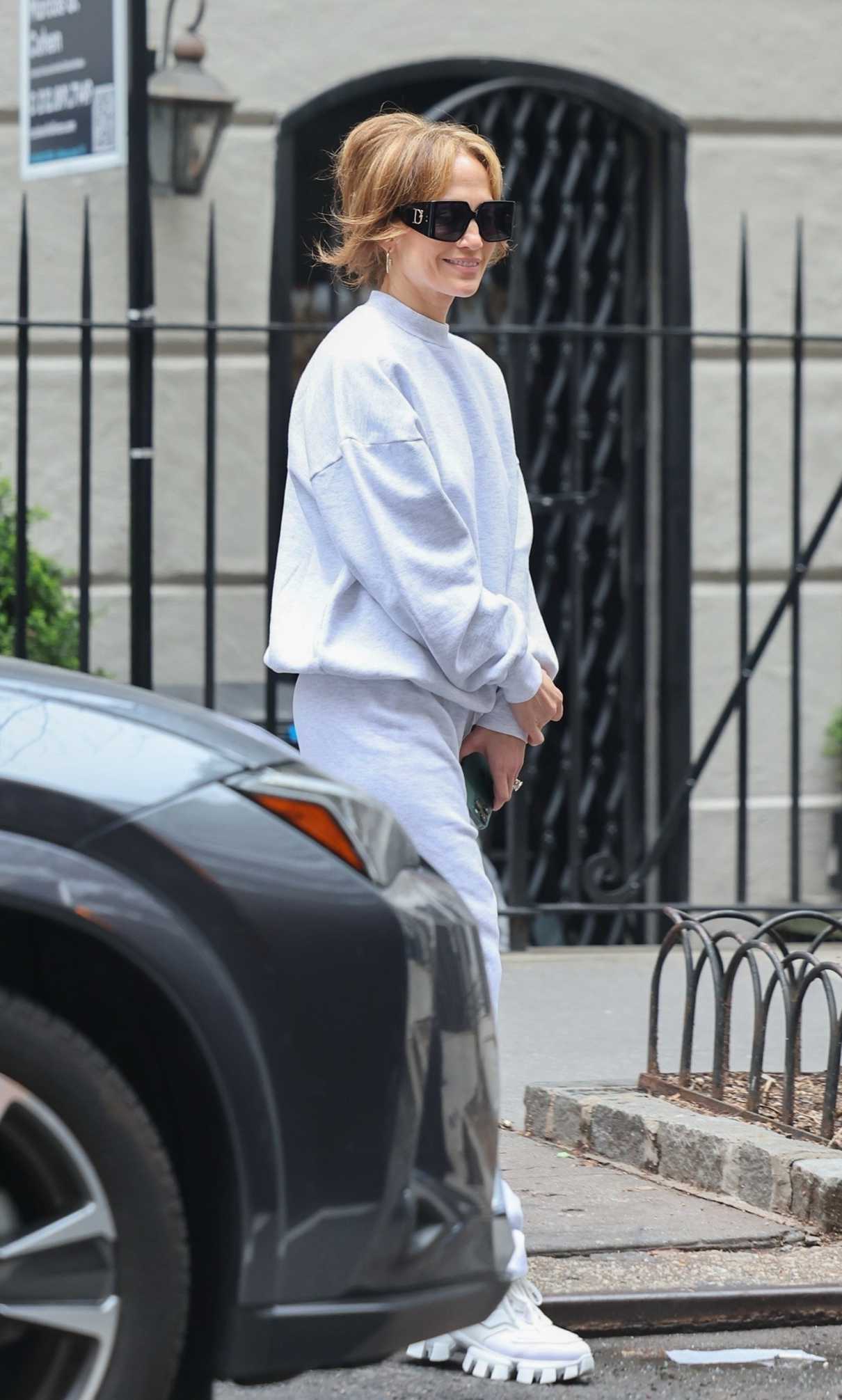 Jennifer Lopez in a Grey Sweatsuit