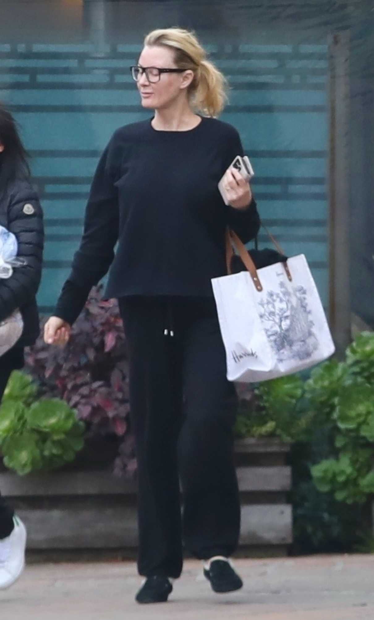Sandra Lee in a Black Sweatshirt