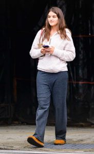 Suri Cruise in a Grey Pants