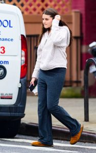 Suri Cruise in a Grey Pants