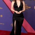 Molly Gordon Attends the 76th Primetime Emmy Awards in Los Angeles 09/15/2024