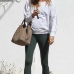 Gisele Bundchen in a White Sweatshirt Leaves a Workout Session in Miami 10/23/2024