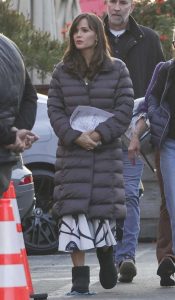 Jennifer Garner in a Brown Puffer Coat