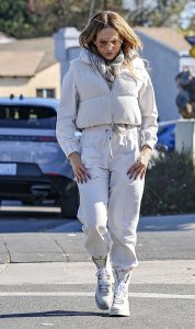 Jennifer Lopez in a White Sweatpants