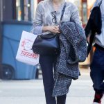 Jessica Chastain in a Grey Sweater Steps Out in New York 11/05/2024