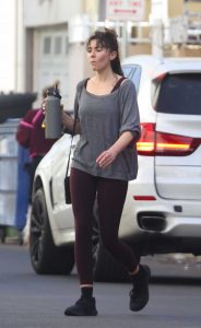 Elizabeth Olsen in a Black Sneakers