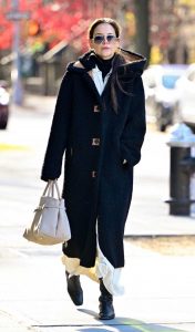 Katie Holmes in a Navy Faux Fur Coat