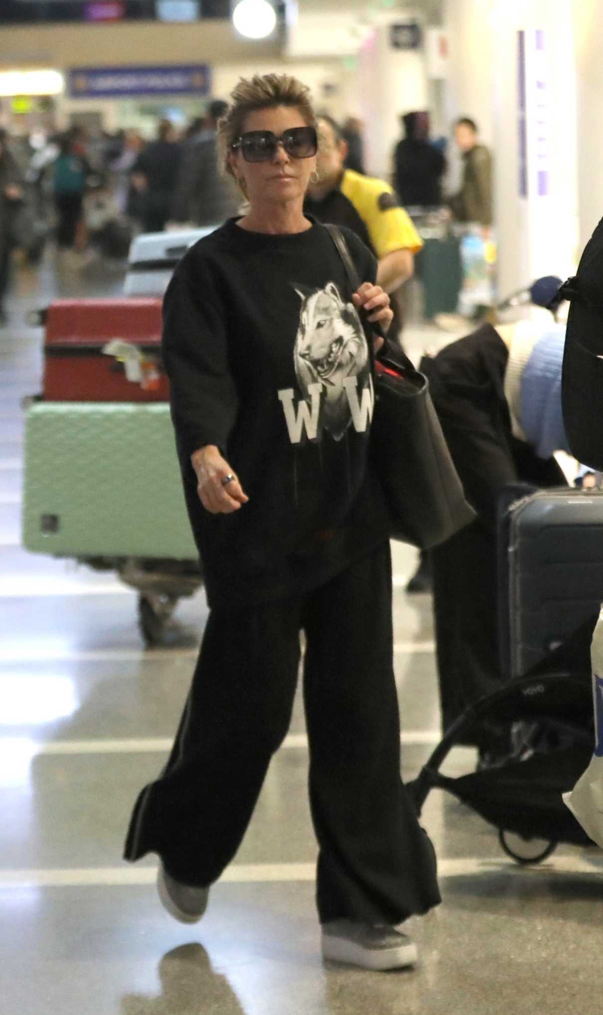 Shania Twain in a Black Sweatshirt