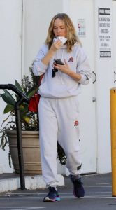 Amber Valletta in a Grey Sweatsuit