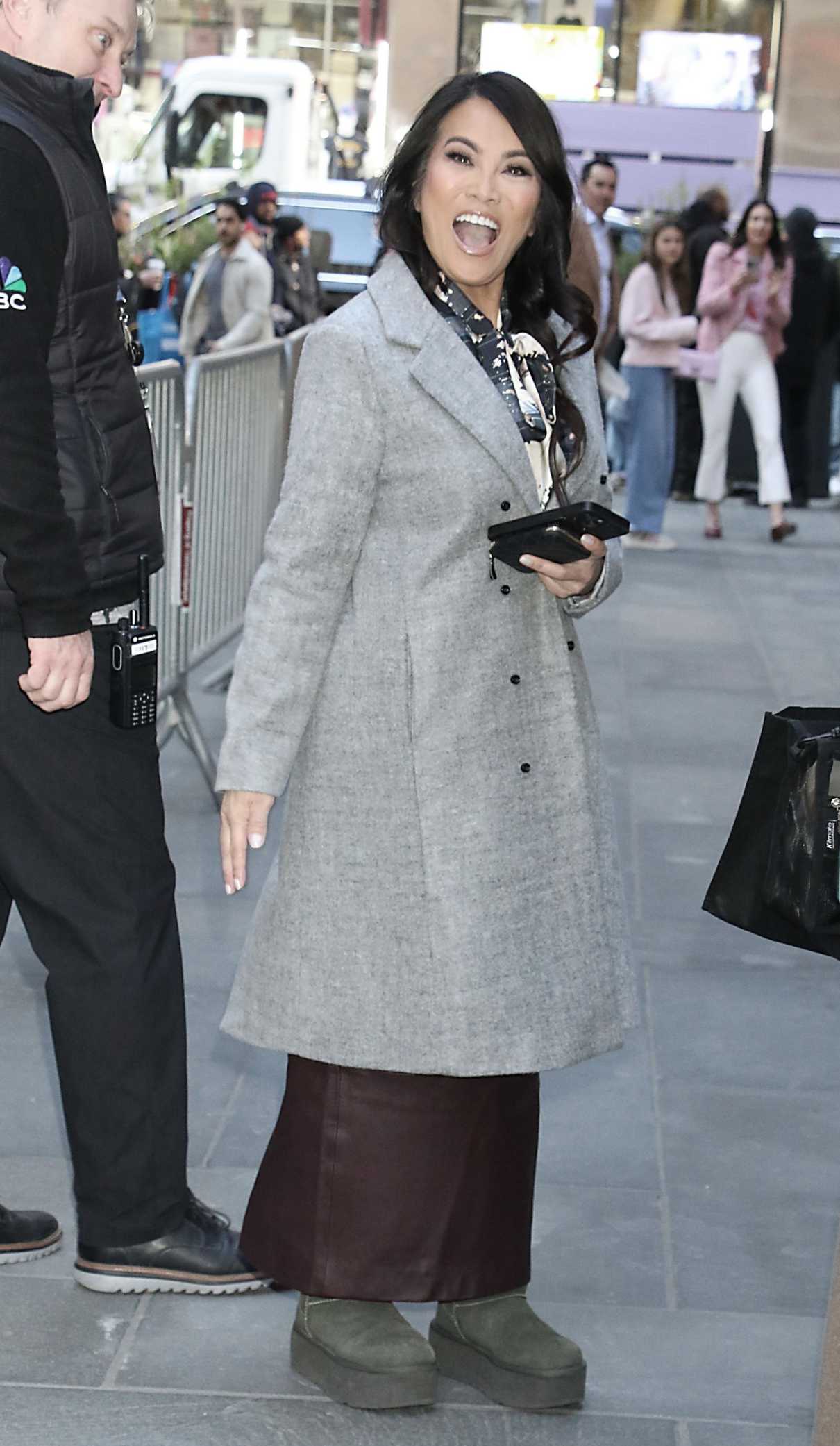 Sandra Lee in a Grey Coat