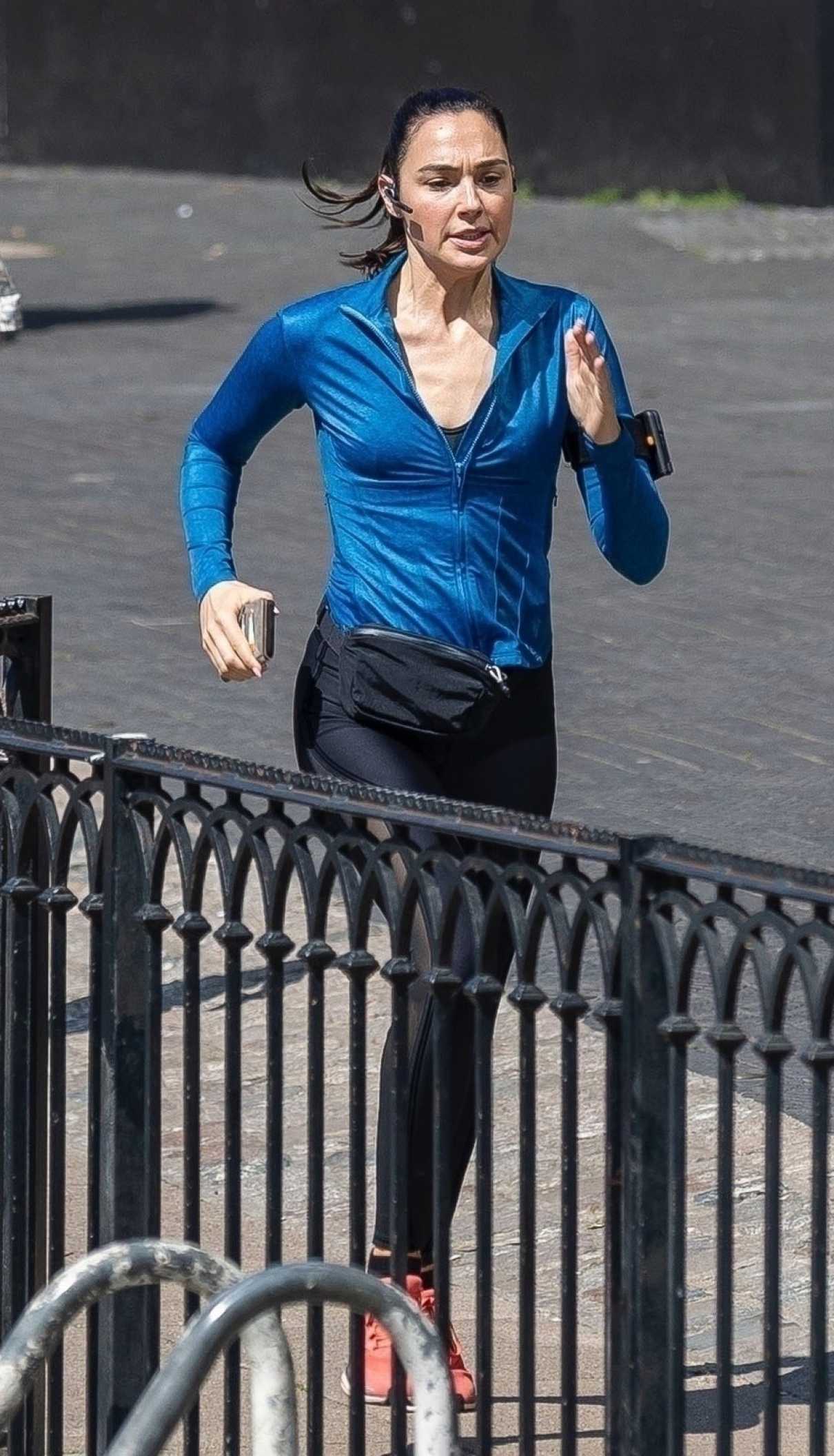 Gal Gadot in a Red Sneakers