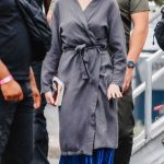 Anne Hathaway in a Grey Bathrobe on the Set of The Devil Wears Prada 2 in New York City 08/19/2025