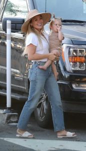 Hilary Duff in a White Tee