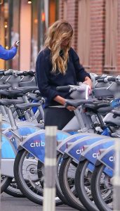 Jennifer Lawrence in a Navy Sweatshirt