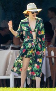 Jessica Chastain in a Green Floral Ensemble