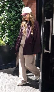 Jessica Alba in a Beige Sweatsuit