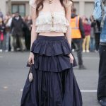 Molly Gordon Attends the Chloe Fashion Show During 2025 Paris Fashion Week in Paris 10/05/2025