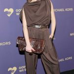 Zoey Deutch Attends God’s Love We Deliver 2025 Golden Heart Awards in New York City 10/20/2025