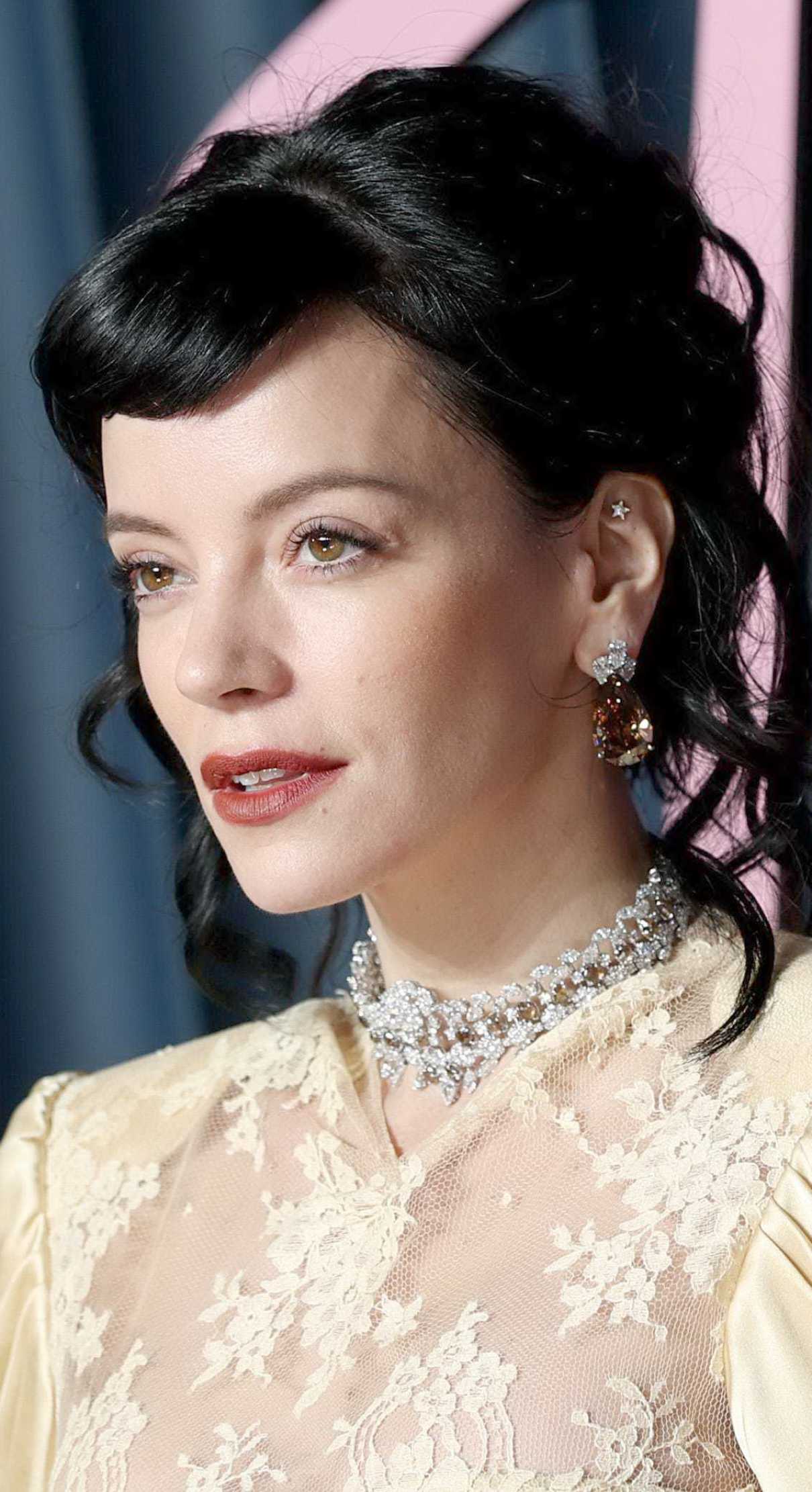 Lily Allen Attends The Fashion Awards 2025 Presented By Pandora At The Lily Allen Attends The Fashion Awards 2025 Presented By Pandora At The