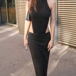 Emily Ratajkowski Attends the Courreges Fashion Show During 2026 Paris Fashion Week in Paris 03/04/2026