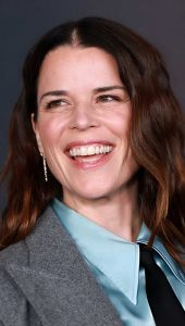 Neve Campbell