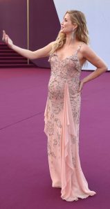 Annabelle Wallis
