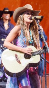 Lainey Wilson