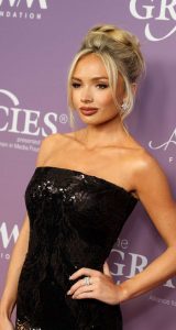 Natalie Alyn Lind
