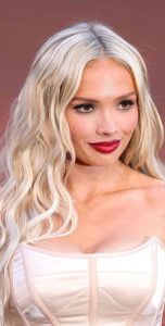 Natalie Alyn Lind