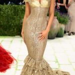 Tate McRae Attends 2026 Met Gala Celebrating Costume Art at the Metropolitan Museum of Art in New York City 05/04/2026