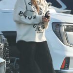 Jessica Alba in a White Sweatshirt Out for Dinner with Her Family in Los Angeles 06/03/2026