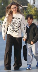 Jessica Alba in a White Sweatshirt