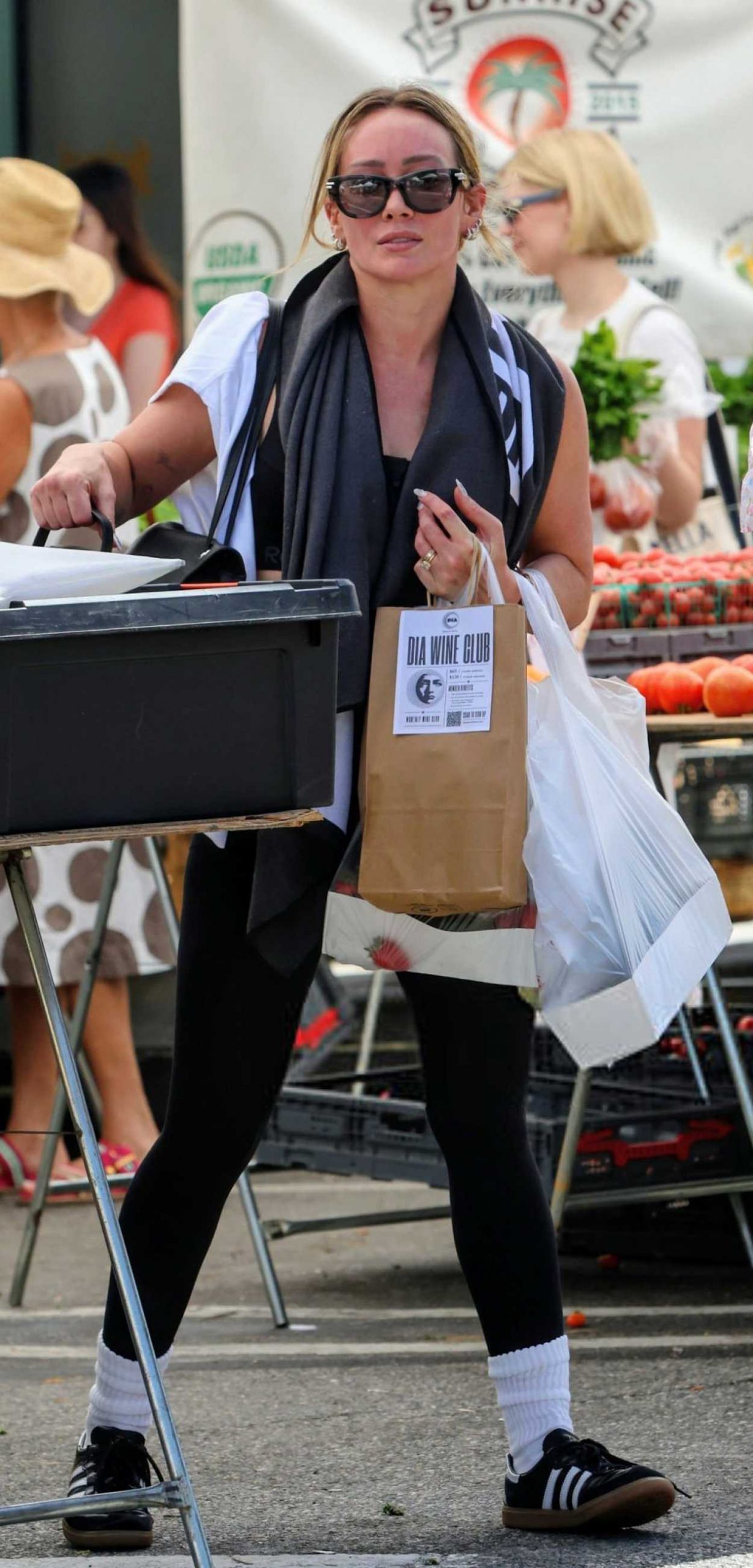 Hilary Duff in a Black Leggings