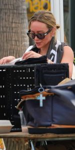 Hilary Duff in a Black Leggings