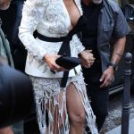 Jennifer Lopez Arrives at the Zuhair Murad Fashion Show During 2026 Haute Couture Fashion Week in Paris 07/08/2026