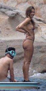Jessica Alba in Bikini