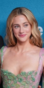 Lili Reinhart